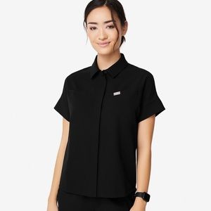 ✨ Figs Elmina Collared Scrub Top ✨